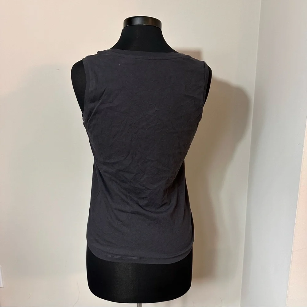 Levi’s Black Tank Top in Size Small
